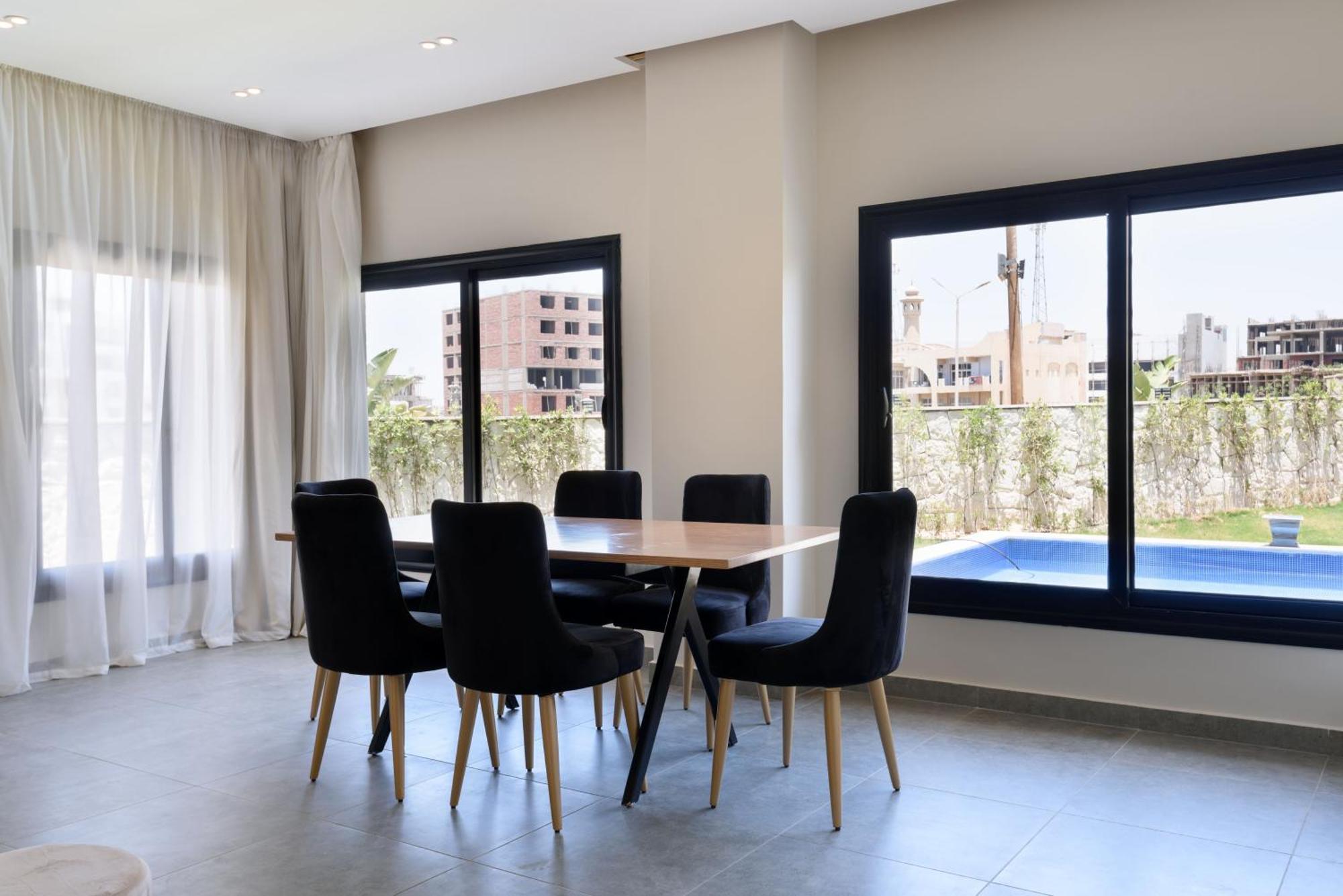 Villa Golden 4br By Travelholic *
