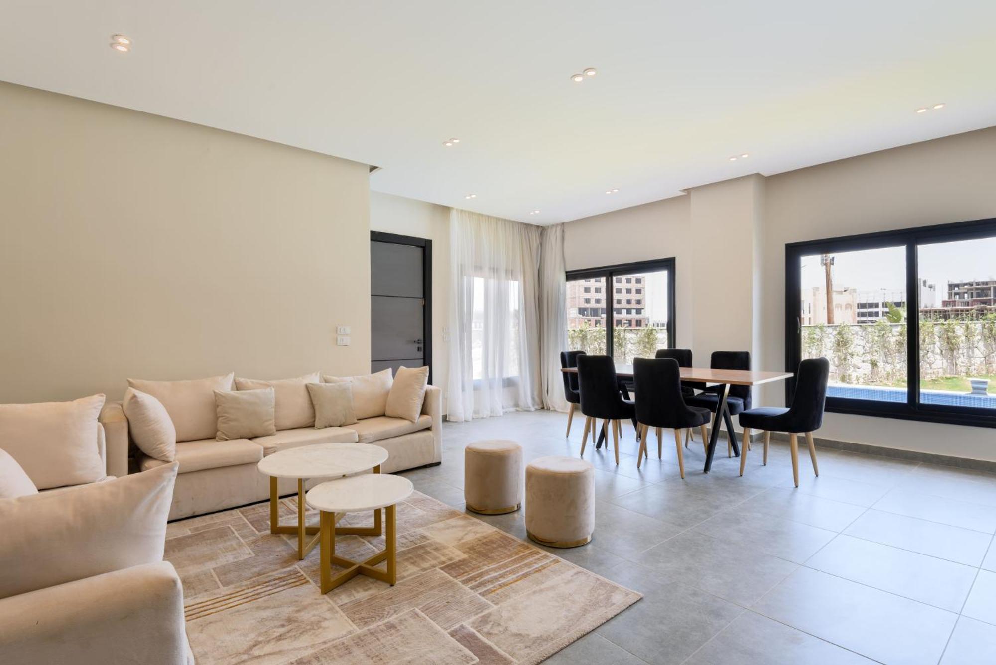 Golden 4br By Travelholic Villa