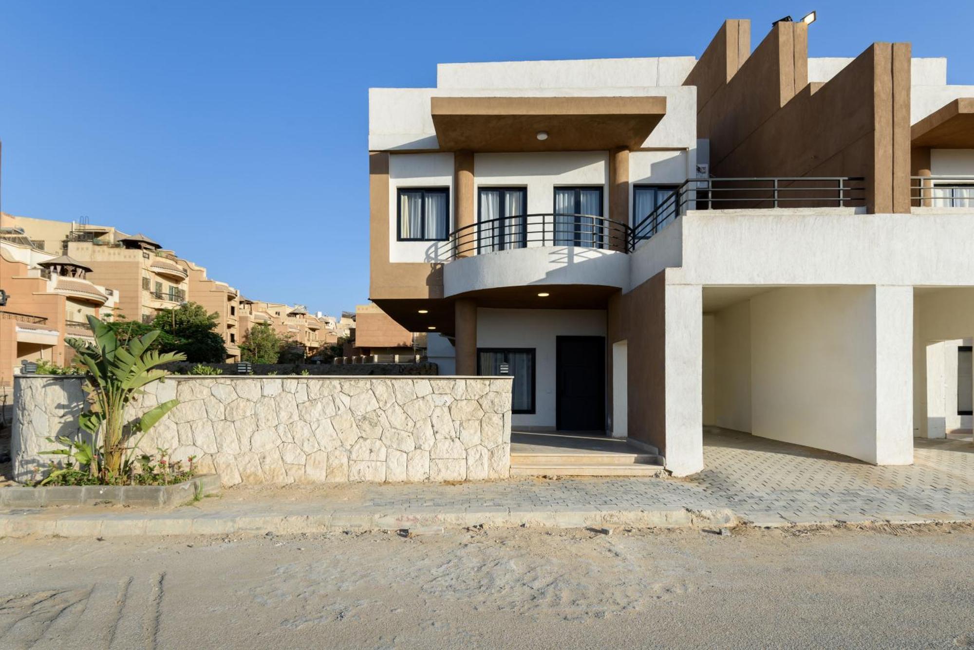 Villa Golden 4br By Travelholic Caïro